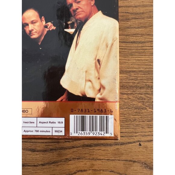The Sopranos The Complete Third Season DVD Set - Picture 6 of 8